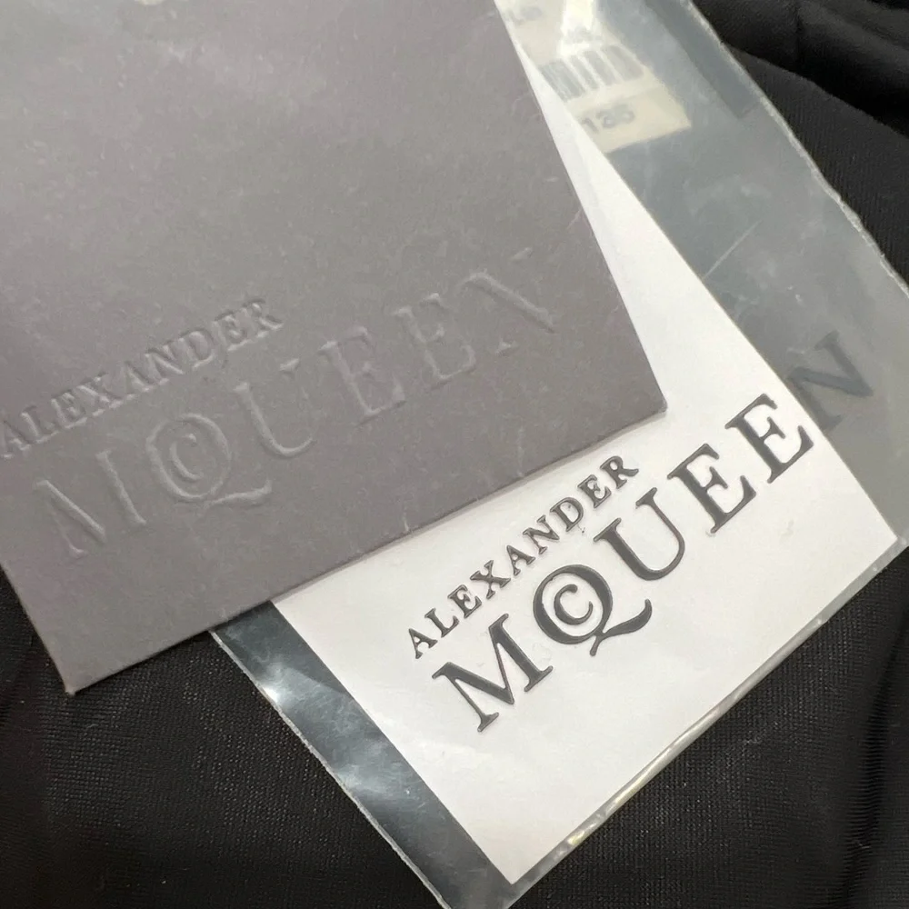 Alexander McQueen Jersey cross front wrap Dress - Picture 6 of 10